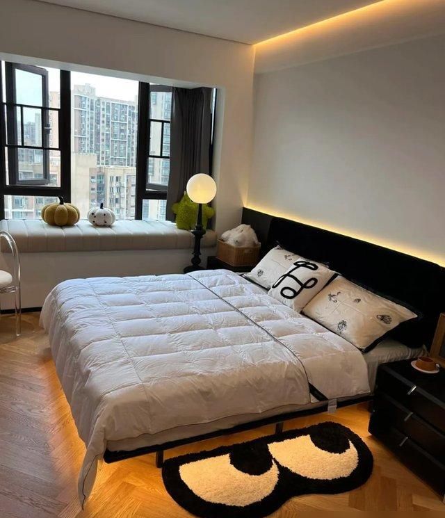 湖南一夫妻135㎡的家，坚持“极简”装修，黑白色调，高级感十足 - 家居知识