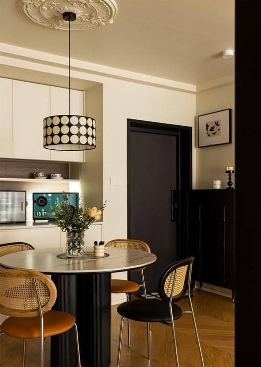 为什么越来越多人把家装成轻法式？看完她新家懂了，真优雅很撩人 - 家居知识