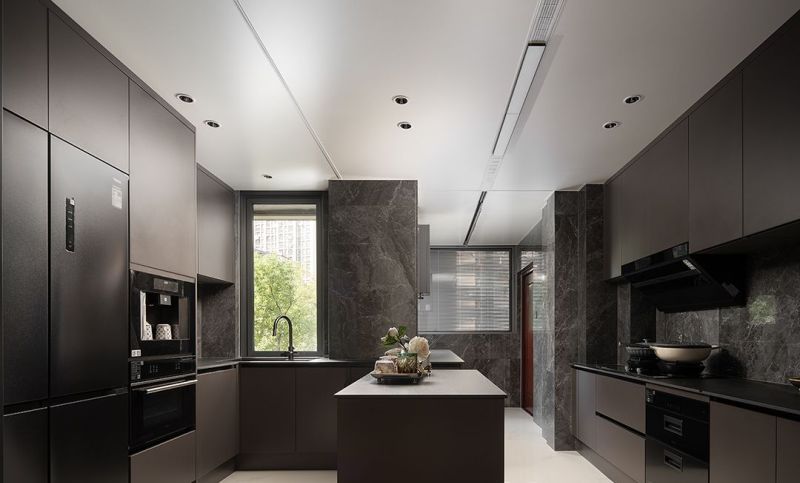 208㎡意式朋克风实景，用个性重新定义家，朋克美学玩转极致浪漫 - 家居知识