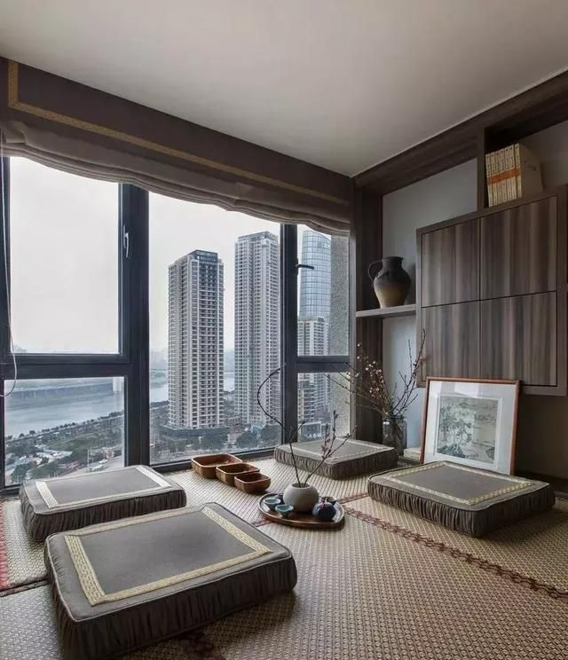 “跌下神坛”的榻榻米，为啥会从山巅陨落？被时代淘汰谁也躲不过 - 家居知识