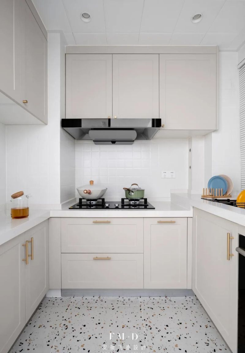 越来越多人选择定制柜设计，7个功能区高效利用，功能性属第一 - 家居知识