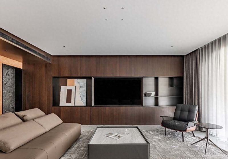 168㎡意式轻奢风，低调奢华与温暖宜居的完美融合