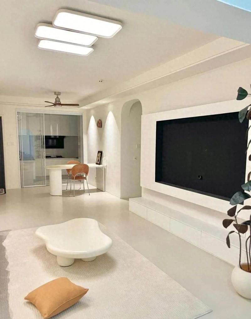 极简奶油风，装出与世无争的治愈感