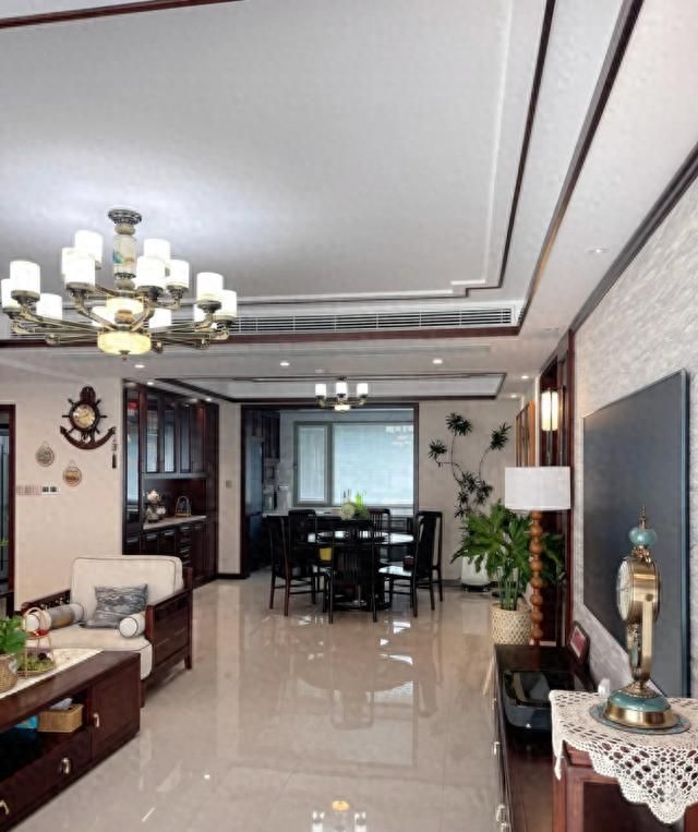 新中式装修，沉稳大气与精致典雅的完美融合