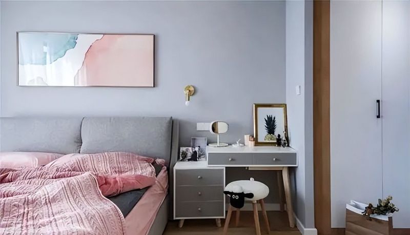 77㎡北欧风两居：软装焕新 + 蓝灰白配色，装出惬意自在的生活感 - 家居知识