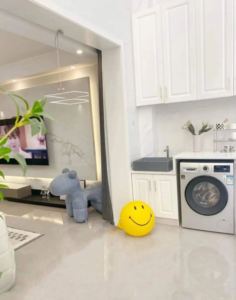 110㎡现代简约风案例：客厅电视墙人见人夸，每处细节都显大方 - 家居知识