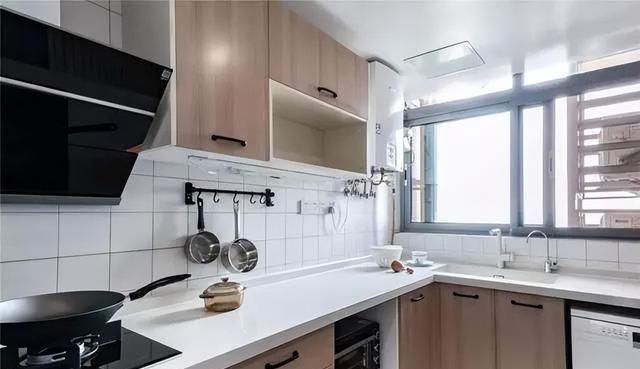 77㎡北欧风两居：软装焕新 + 蓝灰白配色，装出惬意自在的生活感 - 家居知识