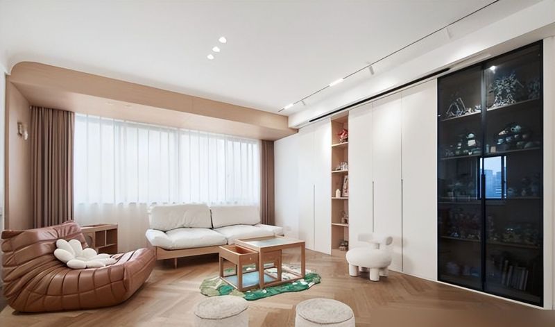 她晒出简约风美家，入住1年依旧干净整洁，窗明几净，看着好治愈 - 家居知识