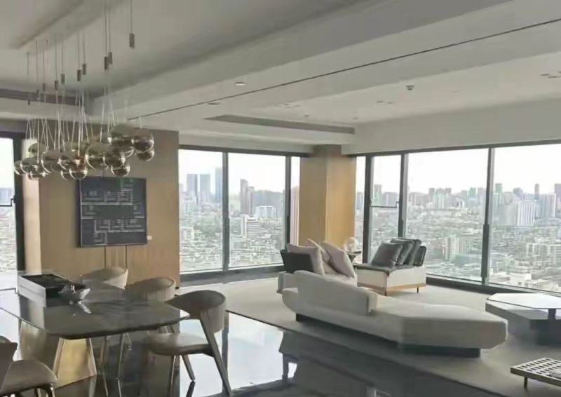 推开赵露思成都的家门！300㎡空中秘境，奶油色混搭高级感满满 - 家居知识