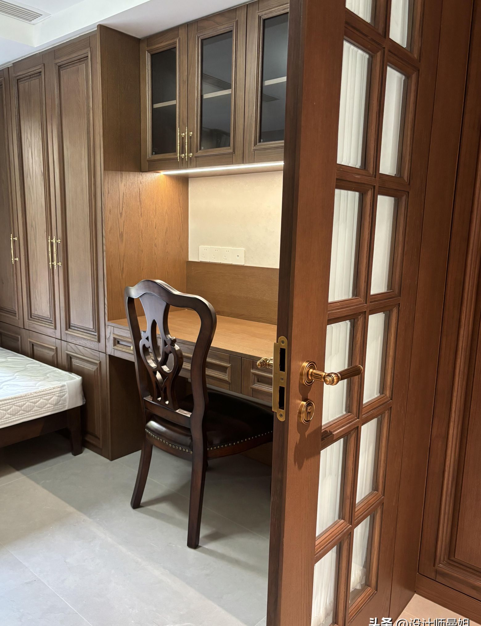 别墅设计｜美式复古风别墅，木质控的温暖治愈家🏡 - 家居知识