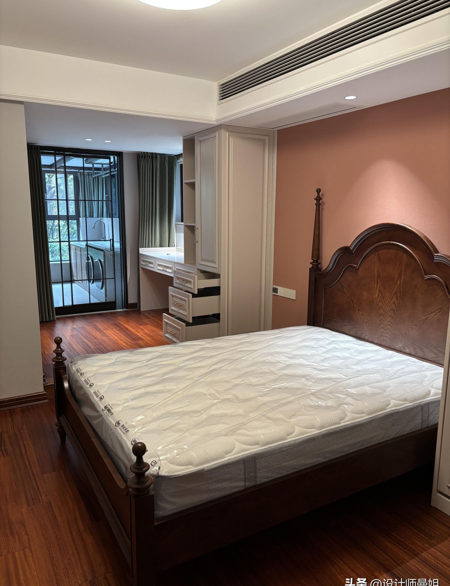 别墅设计｜美式复古风别墅，木质控的温暖治愈家🏡 - 家居知识