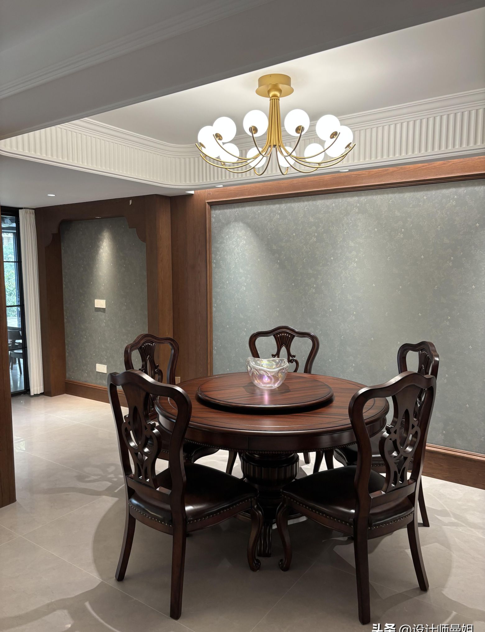 别墅设计｜美式复古风别墅，木质控的温暖治愈家🏡 - 家居知识