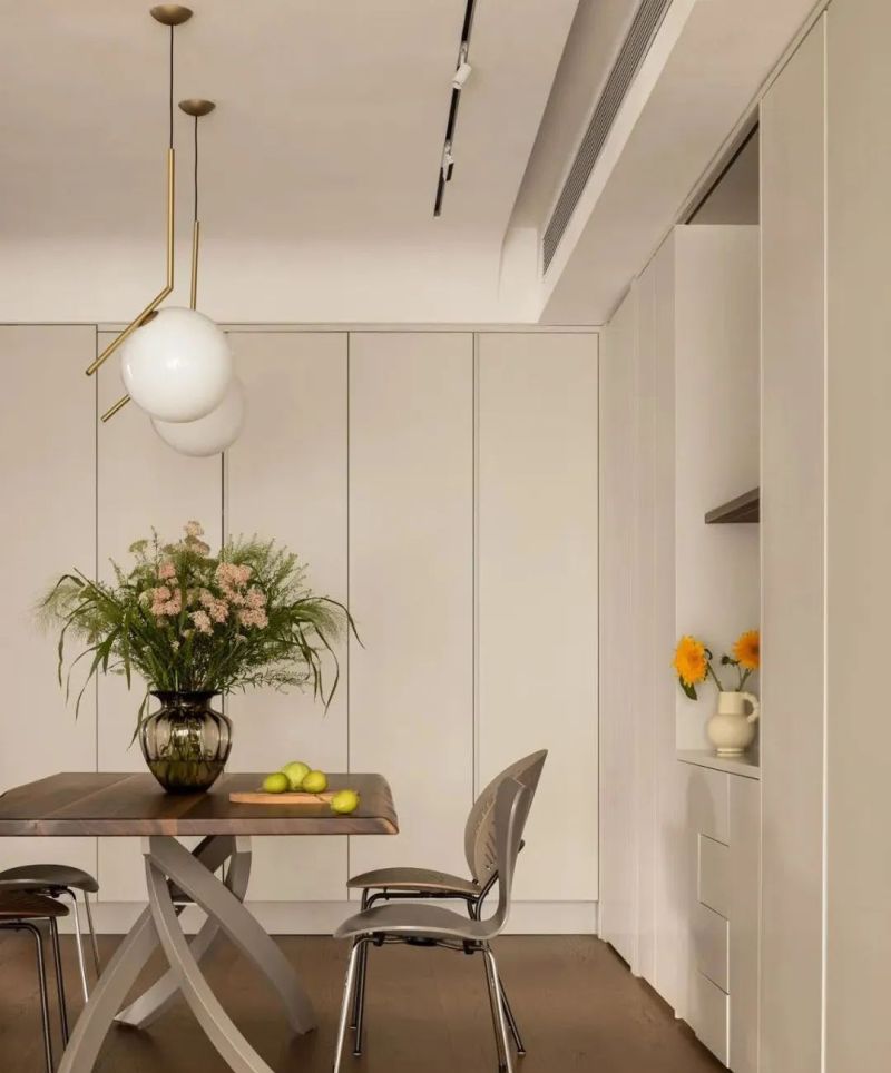 装修案例 | 168㎡现代混搭：色彩简单纯粹，空间衔接规整，打破束缚！ - 家居知识