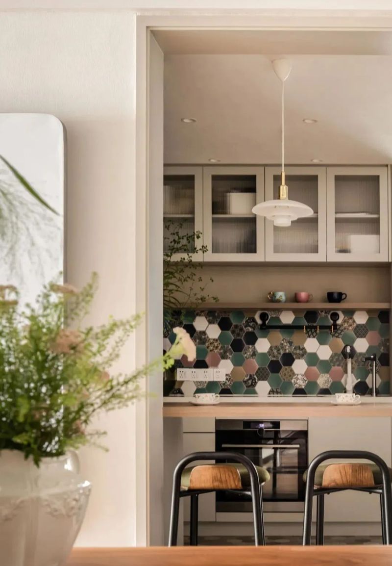 装修案例 | 168㎡现代混搭：色彩简单纯粹，空间衔接规整，打破束缚！ - 家居知识