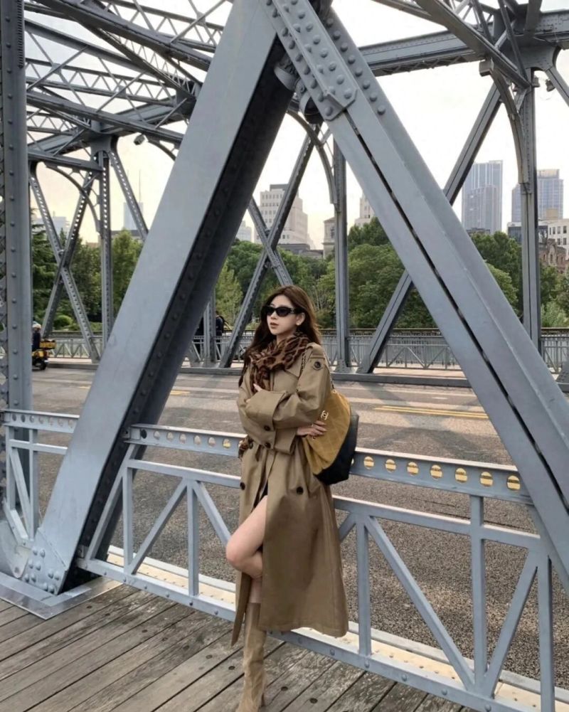 复古与摩登的时尚碰撞，混搭美学的艺术演绎