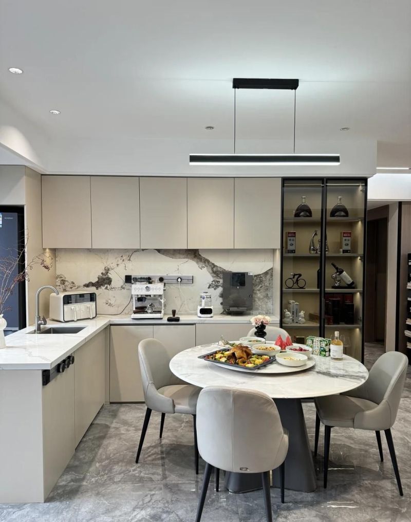 多亏木工师傅！我家餐边柜设计火了，100万人都在看 - 家居知识