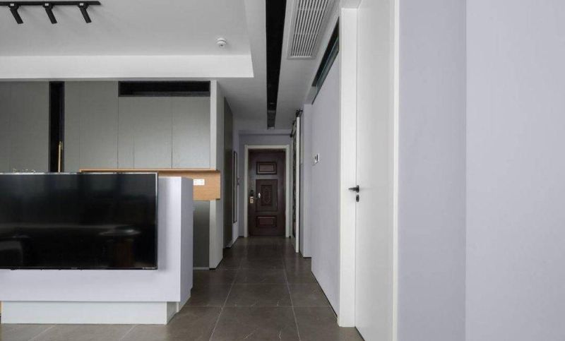 不买沙发，舍弃餐桌，阳台打一排矮柜，一进客厅被惊艳了！ - 家居知识