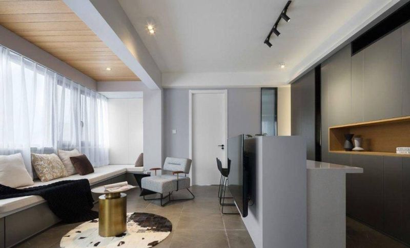 不买沙发，舍弃餐桌，阳台打一排矮柜，一进客厅被惊艳了！ - 家居知识