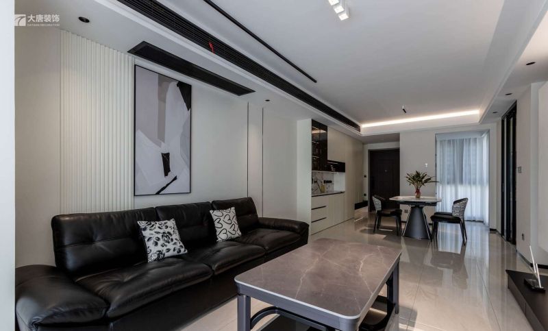 株洲装修设计：美的铂悦府130㎡现代风格，黑白空间充实而丰富 - 家居知识
