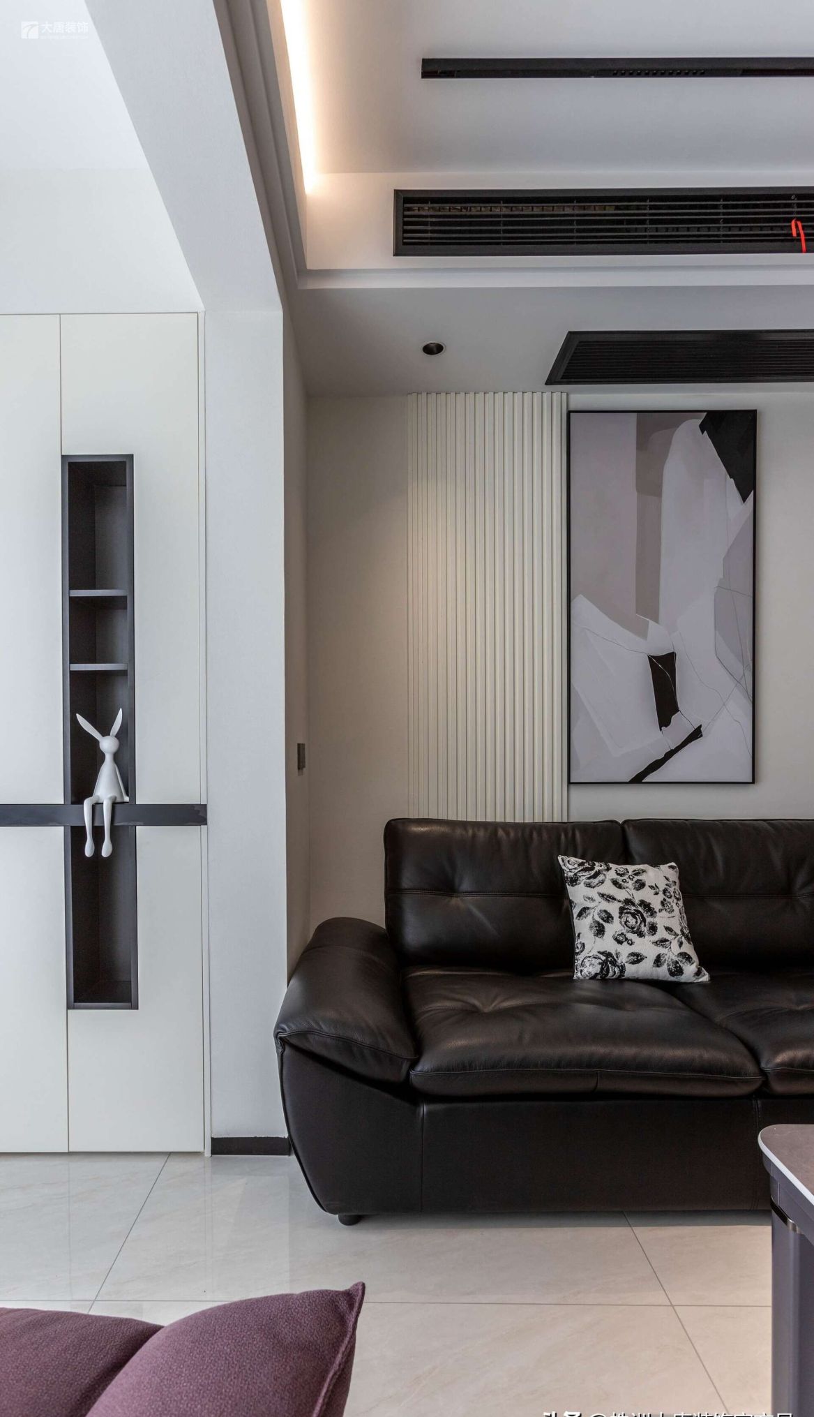 株洲装修设计：美的铂悦府130㎡现代风格，黑白空间充实而丰富 - 家居知识