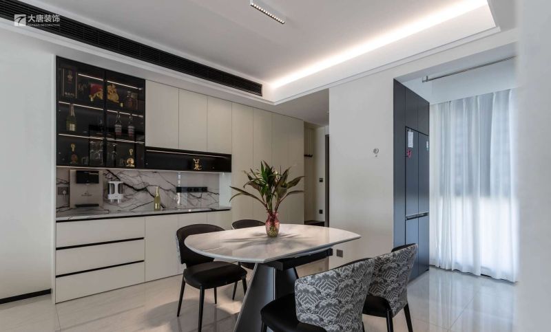 株洲装修设计：美的铂悦府130㎡现代风格，黑白空间充实而丰富 - 家居知识