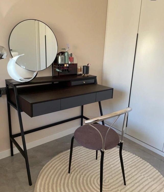 北京一户人家火了，坚持极简装修，全屋大白墙+无主灯，太实用了 - 家居知识