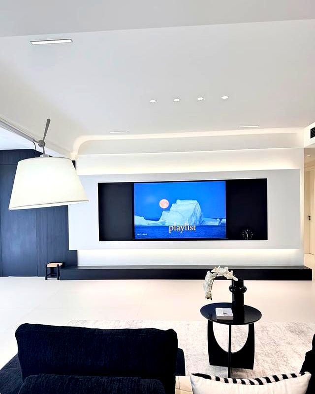 180㎡装出300㎡既视感？极简风太绝！把“显大”玩成了玄学！晒晒 - 家居知识