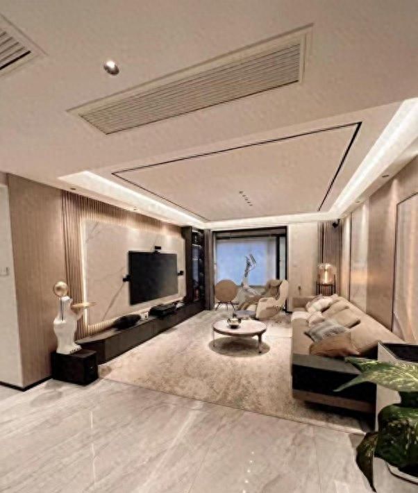 浙江夫妇极简装修走红，全屋通透大气，毫无廉价感