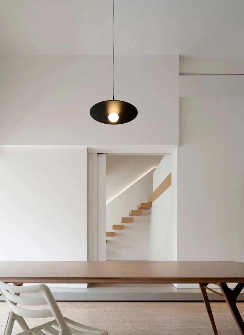 极简原木风的家，自然与舒适的完美融合