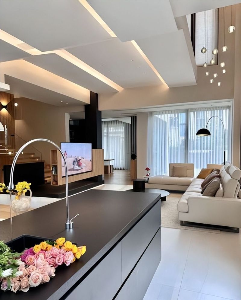 小卧室，照样做衣帽间，太厉害了！ - 家居知识