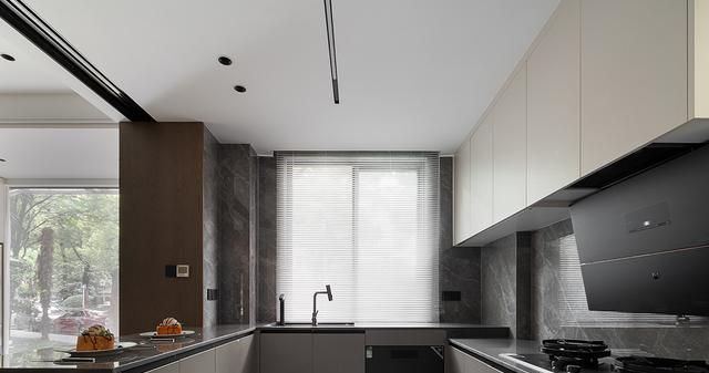 220㎡意式风，一方小院、浮生清欢，无边界空间藏着生活烟火气 - 家居知识