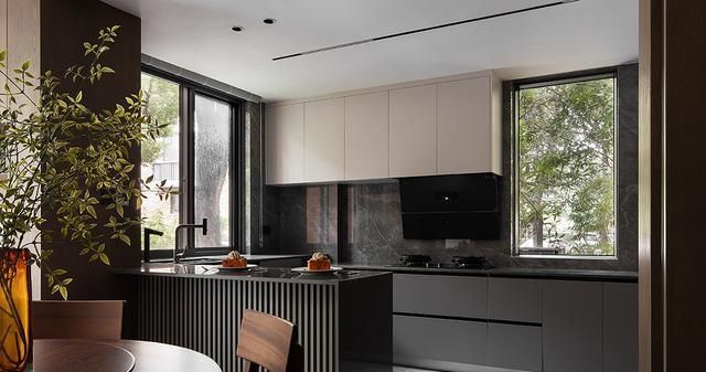 220㎡意式风，一方小院、浮生清欢，无边界空间藏着生活烟火气 - 家居知识