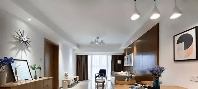 开门见厅的尴尬户型，没有玄关鞋柜放哪里？终于有答案了！ - 家居知识