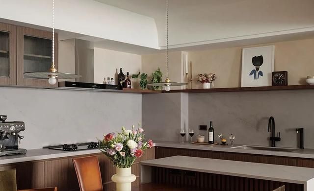 这才是双人宅天花板！夫妻俩的 142㎡复古摩登，越品越有味道 - 家居知识