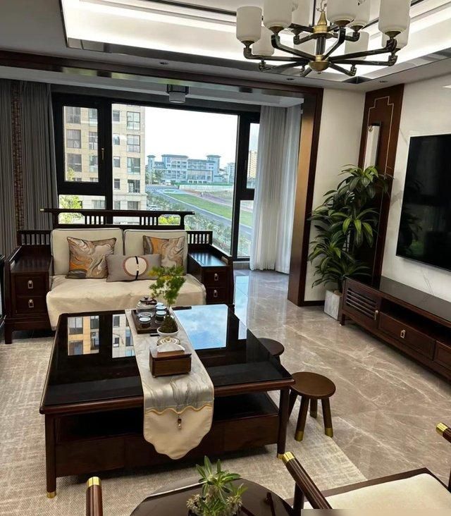 00后也爱新中式？江苏一23岁女子自装142㎡的家，坚持新中式风格 - 家居知识