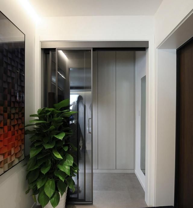 家里没有玄关，如何造出来一个既能收纳又美观的隔断？ - 家居知识