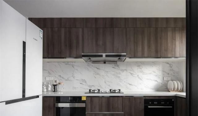 118㎡黑白灰极简风，小户型逆袭，高级质感直接拉满！ - 家居知识