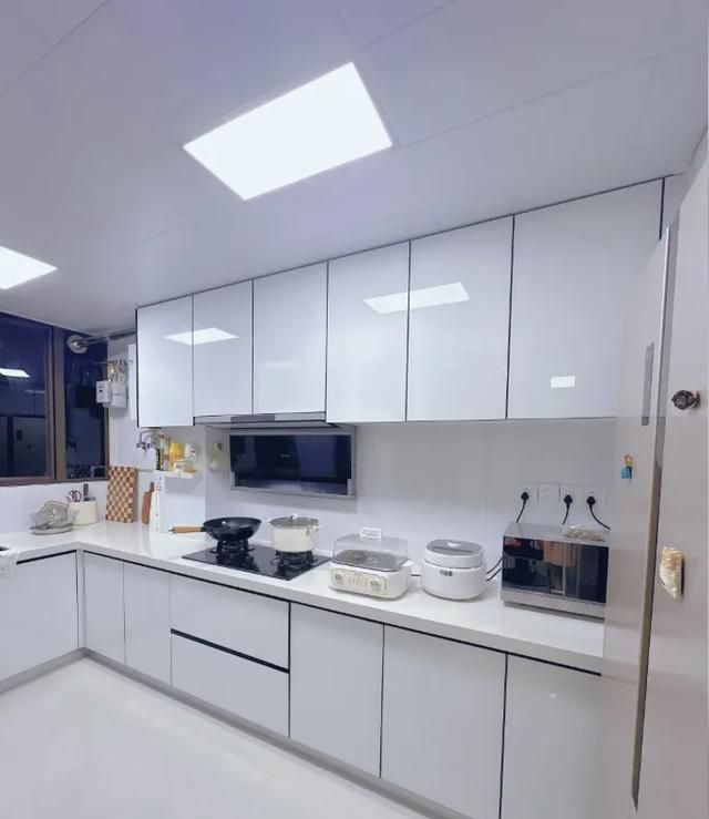 橱柜定制翻车实录：这8个‘隐藏雷区’，90%人已中招！ - 家居知识