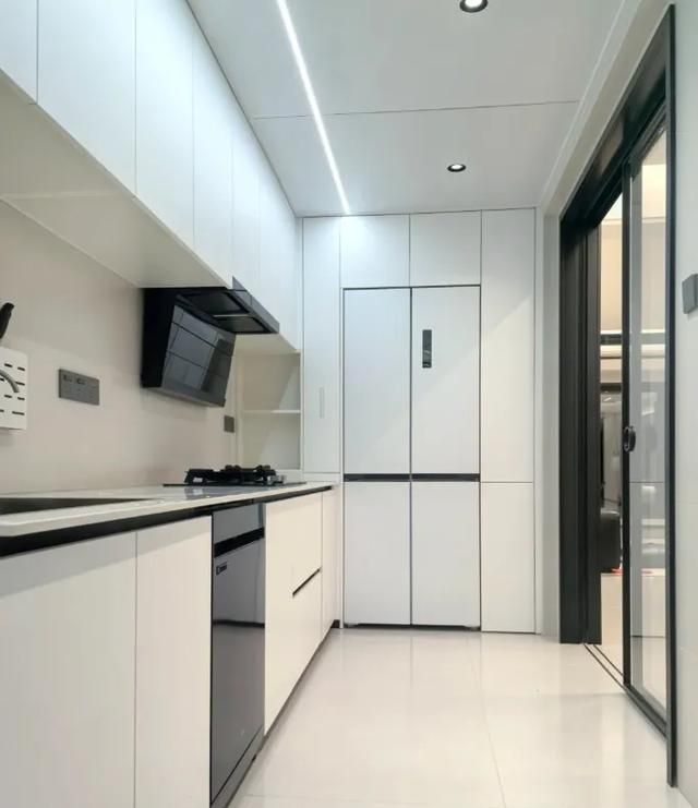 橱柜定制翻车实录：这8个‘隐藏雷区’，90%人已中招！ - 家居知识