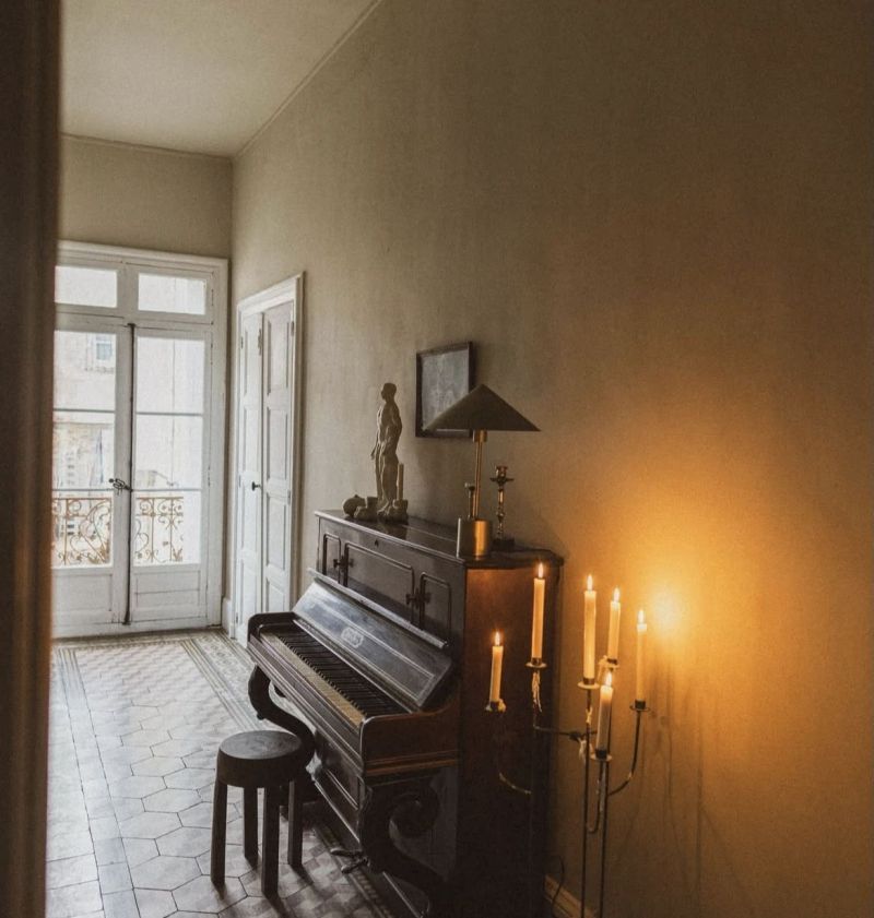 她在法国南部的家，与自然亲近的装饰，朴素复古却不失法式的优雅 - 家居知识