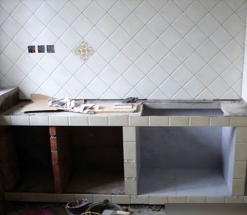 定做整体橱柜要2万，真黑！瓦工做个砖砌橱柜3千多搞定！逆天了 - 家居知识