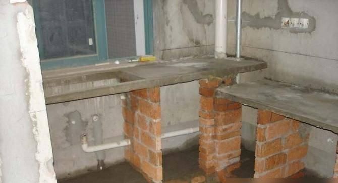 定做整体橱柜要2万，真黑！瓦工做个砖砌橱柜3千多搞定！逆天了 - 家居知识