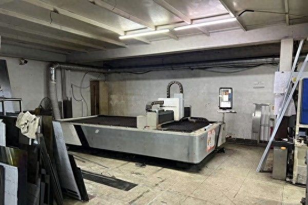 酒柜定制指南，如何选择靠谱品牌打造品质储酒空间