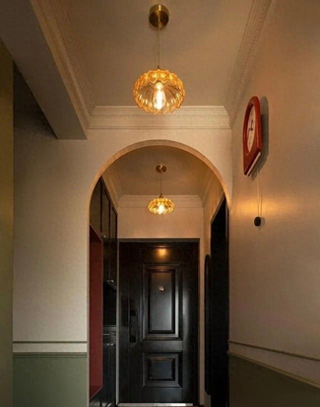 40㎡轻法式三室+卡座餐厅，小宅装出浪漫满屋