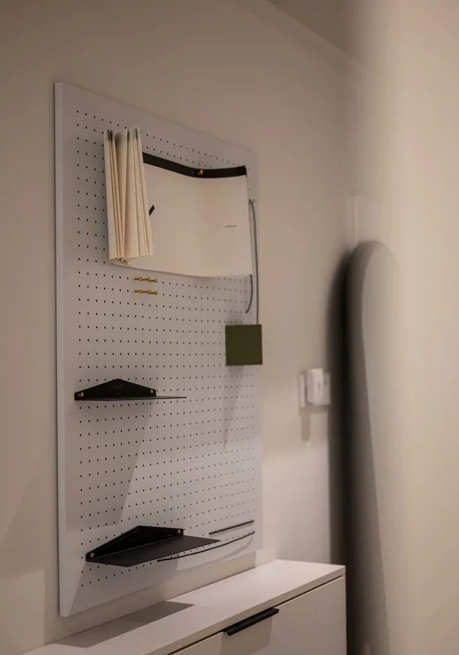 60㎡老破小爆改为中古风之家，拱形元素解决梁柱问题 - 家居知识