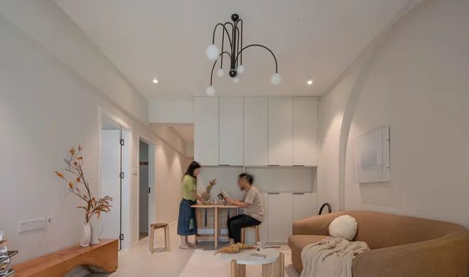 60㎡老破小爆改为中古风之家，拱形元素解决梁柱问题 - 家居知识