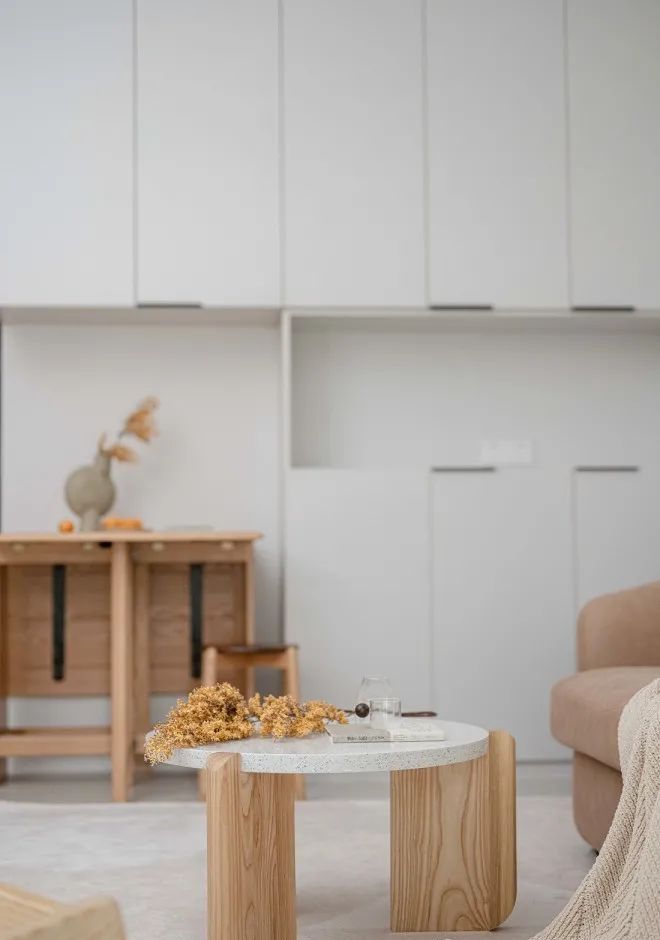 60㎡老破小爆改为中古风之家，拱形元素解决梁柱问题 - 家居知识