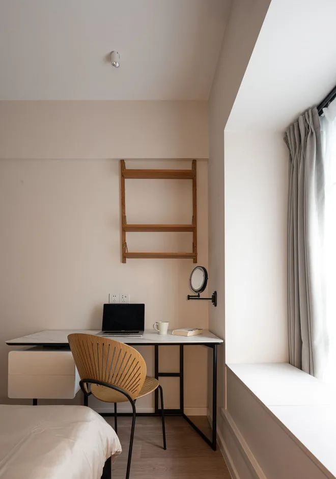 60㎡老破小爆改为中古风之家，拱形元素解决梁柱问题 - 家居知识