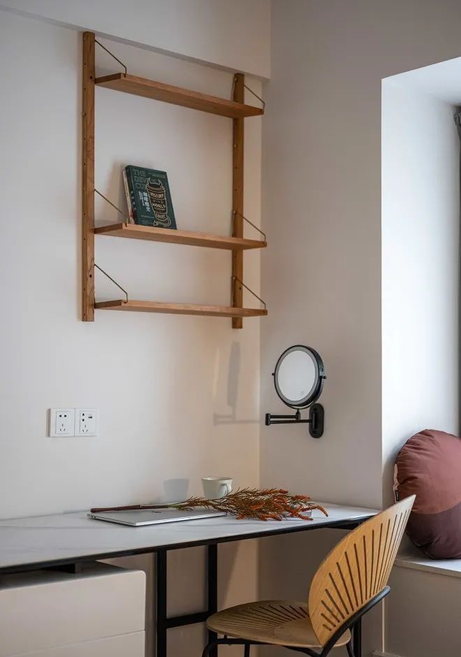 60㎡老破小爆改为中古风之家，拱形元素解决梁柱问题 - 家居知识