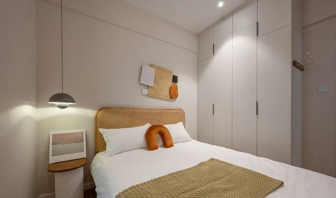 60㎡老破小爆改为中古风之家，拱形元素解决梁柱问题 - 家居知识